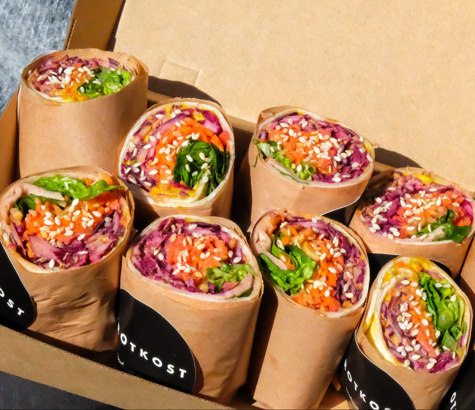 Rainbow-Roll (8 Wrap-Hälften)